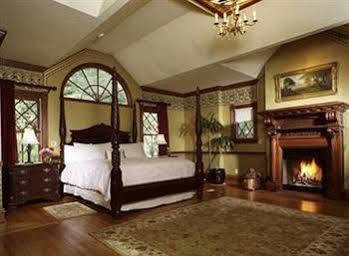 Bed and Breakfast The Pink Mansion Калистога Экстерьер фото